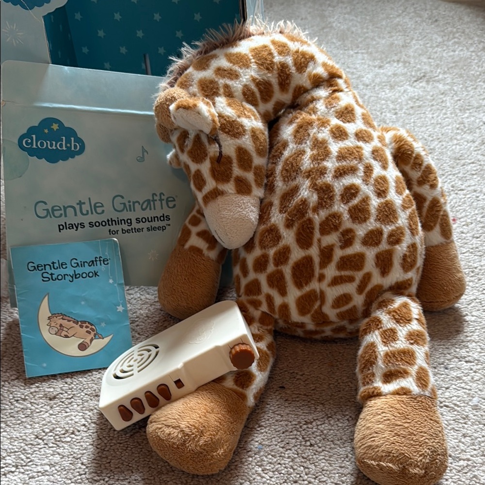 Cloud B Gentle Giraffe Plush with Sound Box